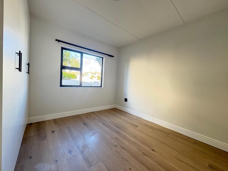 To Let 2 Bedroom Property for Rent in Parklands Western Cape